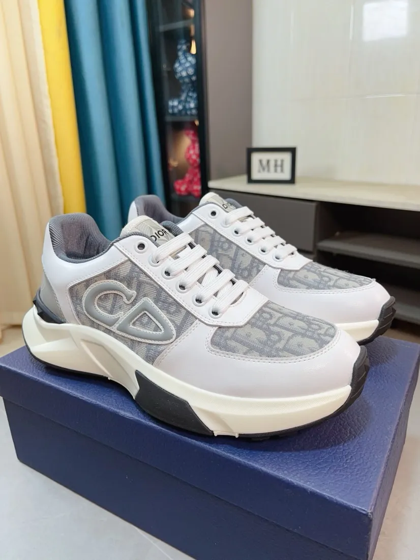 Men's men's shoes 💰438🌹🌹【Dior】Best-selling official website world premiere🔝High-end men's shoes brand official website latest series: The upper is made of imported cowhide with specially designed fabrics➕Mesh breathable lining. Make walking more convenient and comfortable! Compared with the official quality, Midea’s 1:1 replica. Create a fashionable personality to set off your uniqueness! A must-have for trendy men! Classic style. Men's sizes: 38-44.